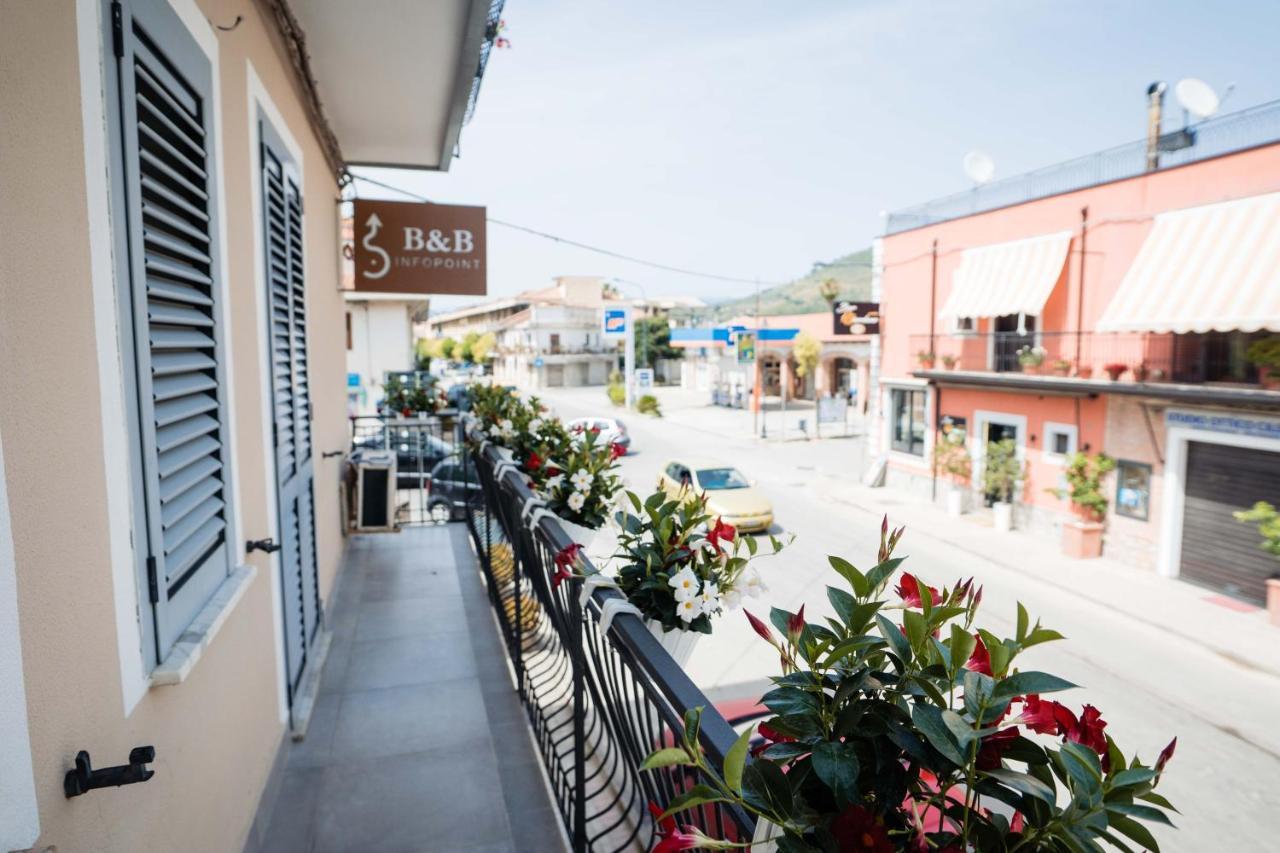 B&B Dell'Infopoint-La Via Silente Castelnuovo Cilento Εξωτερικό φωτογραφία
