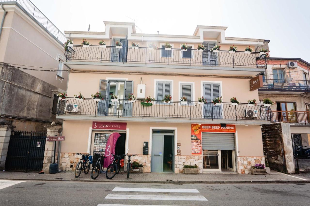 B&B Dell'Infopoint-La Via Silente Castelnuovo Cilento Εξωτερικό φωτογραφία